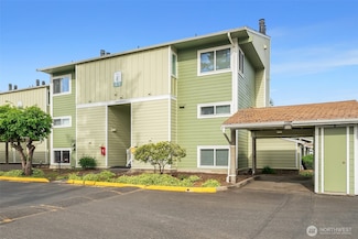 22240 24th Ave S Unit E36, Des Moines, WA 98198