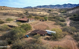 20 Escalones Ct, Patagonia, AZ 85624