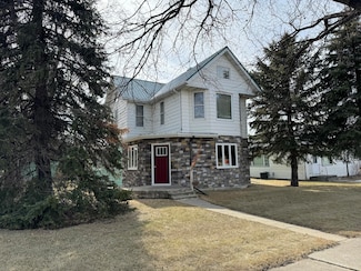 410 E Commercial Ave, Gettysburg, SD 57442