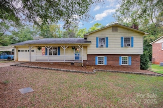 103 Oaklawn Rd, Statesville, NC 28625