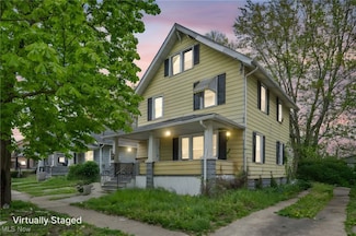 132 Irondale St, Elyria, OH 44035