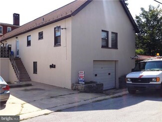 418 Maple St, Parkesburg, PA 19365