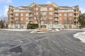 640 Robert York Ave Unit 107, Deerfield, IL 60015