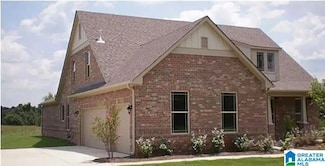 11774 Meadowlawn Dr, Moundville, AL 35474