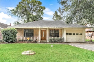 39578 Walnut Dr, Pearl River, LA 70452