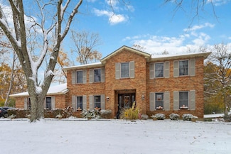 12100 Paulmeadows Dr, Cincinnati, OH 45249