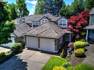 15810 NW Clubhouse Dr, Portland, OR 97229