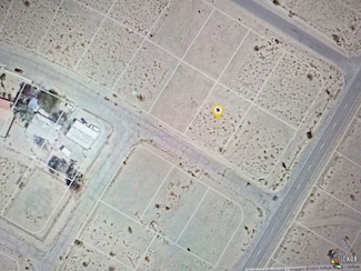 1194 Huntington Ave, Salton City, CA 92274
