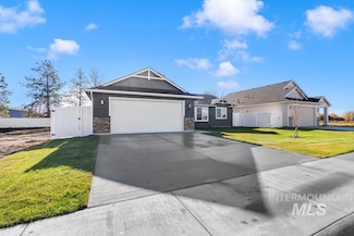 985 Twilight St, Weiser, ID 83672