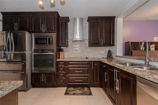 11733 NW 11th St, Pembroke Pines, FL 33026