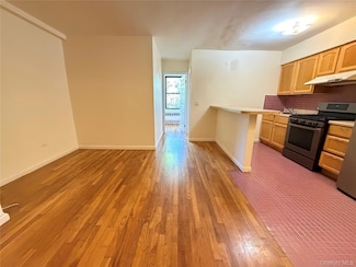 53-11 90th St Unit 3D, Elmhurst, NY 11373