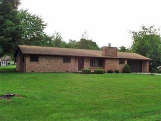 69 E Sycamore Dr, Springport, IN 47386