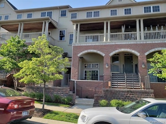3932 Forester Blvd Unit 118, Auburn Hills, MI 48326