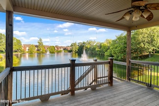 3006 Crystal Waters Way Unit 19, Louisville, KY 40299