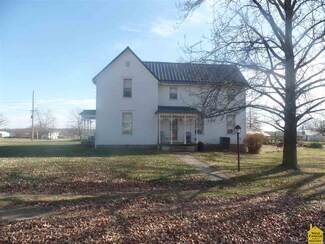 802 S Spring St, Cole Camp, MO 65325