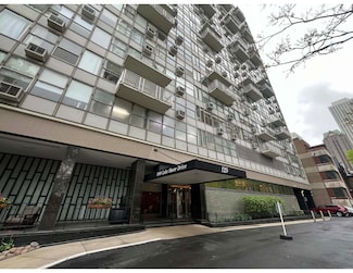 1000 N Lake Shore Dr Unit 902, Chicago, IL 60611