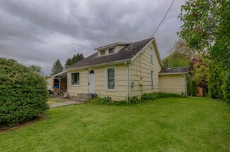 621 S 1st St, Toledo, WA 98591