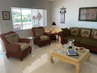 2141 NE 68th St Unit 204, Fort Lauderdale, FL 33308