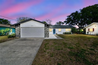 369 Westwinds Dr, Palm Harbor, FL 34683