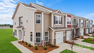 533 Wheatfield Rd, Fletcher, NC 28732