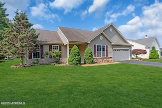 4 Aaron Ct, Manchester, NJ 08759