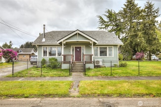 513 E St, Cosmopolis, WA 98537