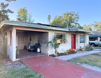 804 31st St W, Bradenton, FL 34205