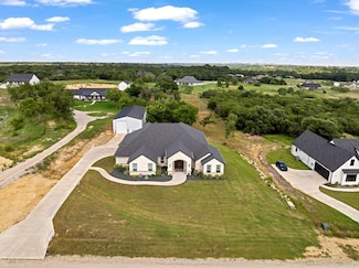 3036 Deer Ct, Weatherford, TX 76085