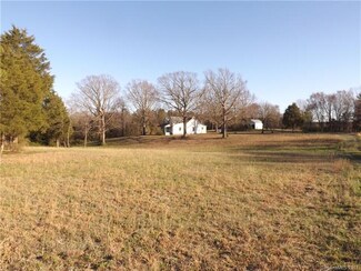 6024 White Store Rd, Wingate, NC 28174