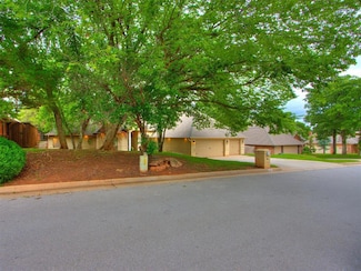 1721 Deep Creek Rd, Oklahoma City, OK 73131