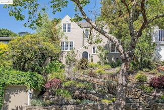 95 Alvarado Rd, Berkeley, CA 94705