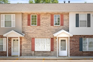 23 Fetzer Dr Unit 3, Bloomington, IL 61704