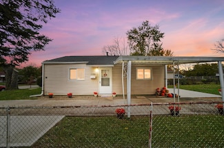 1382 Southfield Dr S, Columbus, OH 43207