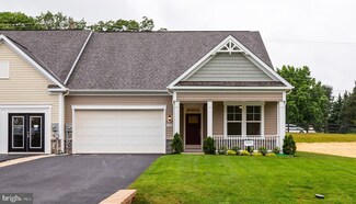 11761 Mystic Rock Ln S, Waynesboro, PA 17268