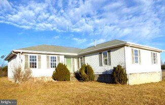 485 Peach Lake Dr, Romney, WV 26757
