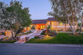 20 Lemon Ct, Hillsborough, CA 94010