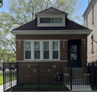 5256 S Paulina St, Chicago, IL 60609