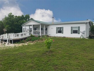 30177 Black Oak Rd, Richland, MO 65556