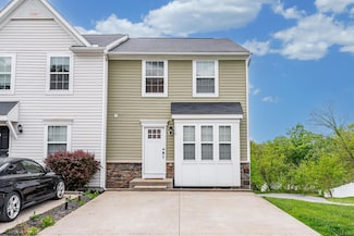 116 Pine Ln, Morgantown, WV 26508