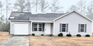182 Ashbury Park Ln, Richlands, NC 28574