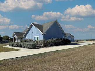 4334 Maass Rd, Burton, TX 77835