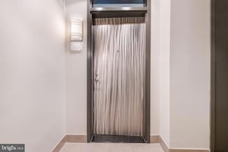 1133 14th St NW Unit 1011, Washington, DC 20005