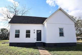 408 S Atlanta Ave, Sheffield, AL 35660
