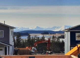 4525 Hillcrest Ave, Juneau, AK 99801