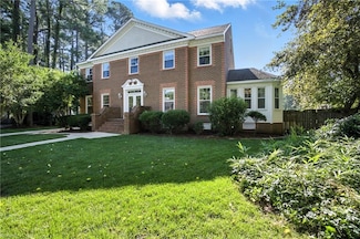 820 Spruce Forest Ct, Chesapeake, VA 23322