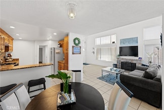 6043 Miles Ave, Huntington Park, CA 90255
