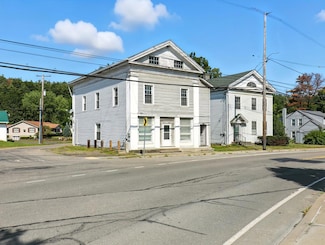 233 James Monroe Ave, Monroe, PA 18832