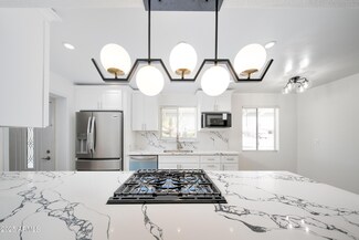 7041 E Cypress St, Scottsdale, AZ 85257