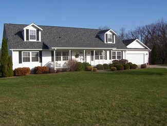 2469 140th St NW, Swisher, IA 52338