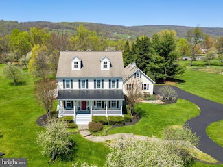 34844 Apple Pride Ct, Round Hill, VA 20141